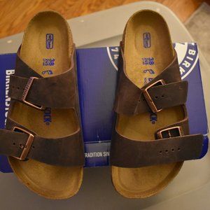Womens Birkenstocks Arizona Sandals Tobacco Brown